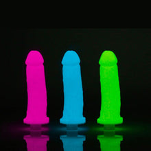 Load image into Gallery viewer, Clone-A-Willy Glow in the Dark Vibe Kit