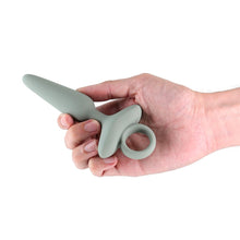 Load image into Gallery viewer, Renegade: Maverick Vibrating Anal Toy
