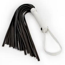 Load image into Gallery viewer, GLO Bondage Flogger - Green
